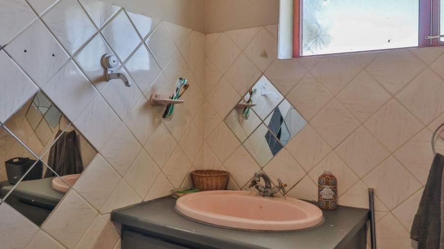 3 Bedroom Property for Sale in Kleinbaai Western Cape